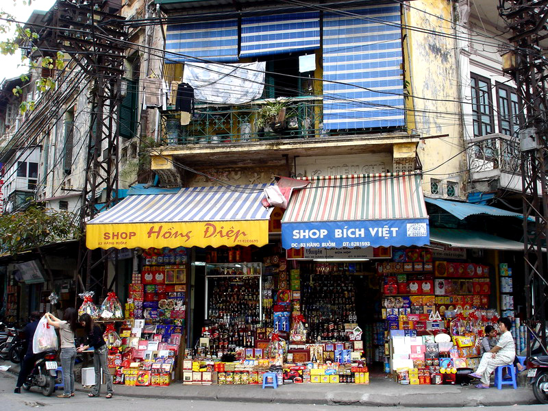 04VN-Une des vieilles boutiques du vieux quartier, Hanoi