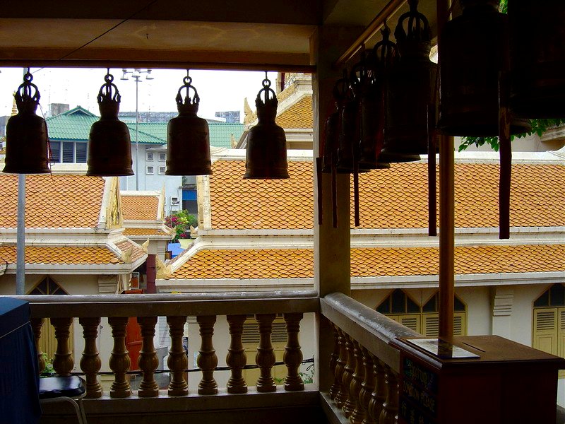 06-TH-Clochettes sur le toit d'un temple, bkk