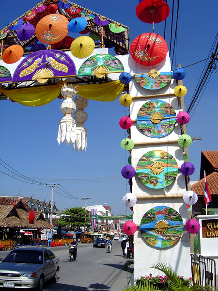 06-TH-Fete des ombrelles pres de Chiang Mai
